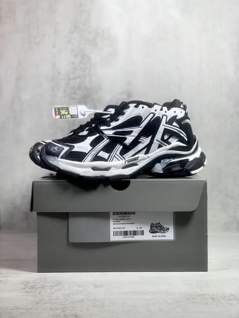 ComfortFit Balenciaga Track Shoes 16608
