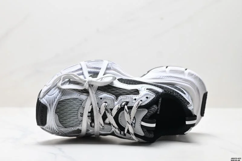 WellDesigned Balenciaga Track Shoes 3853