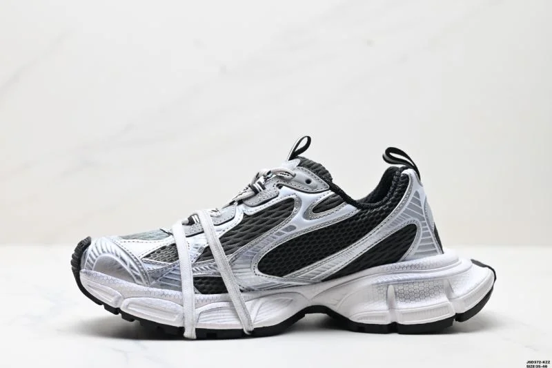 WellDesigned Balenciaga Track Shoes 3853