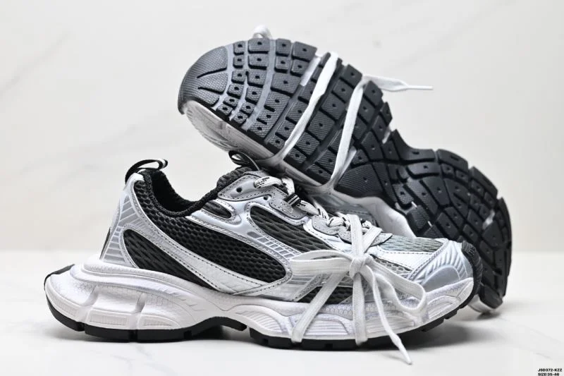 WellDesigned Balenciaga Track Shoes 3853