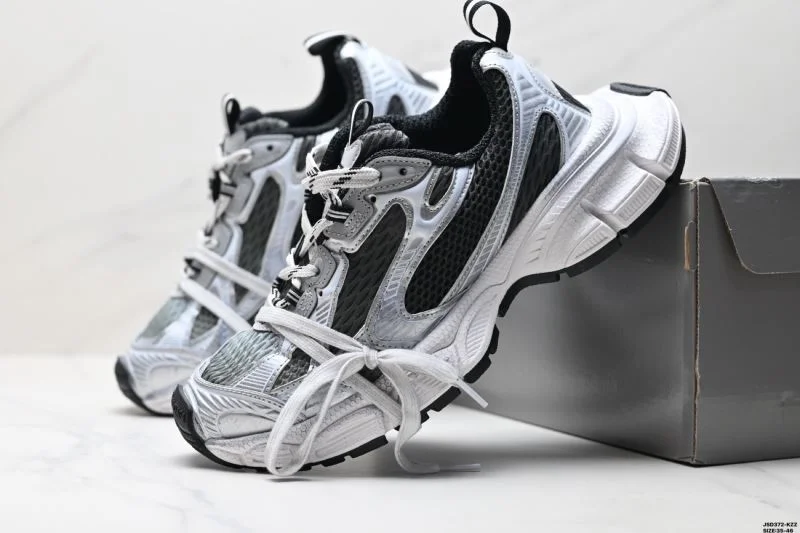 WellDesigned Balenciaga Track Shoes 3853