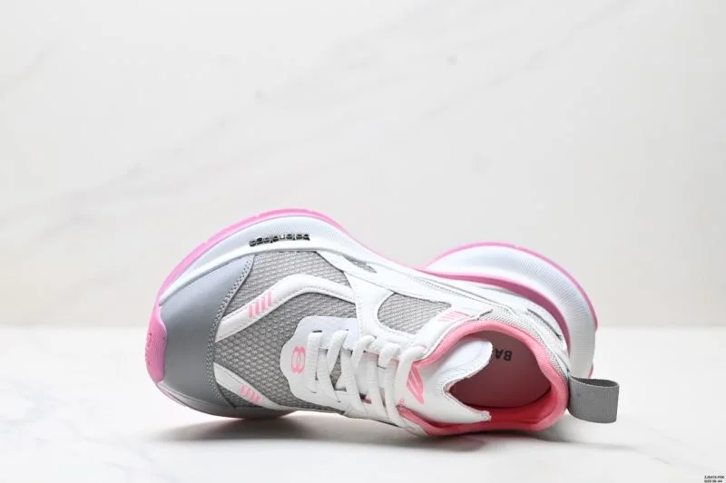 Effortless Balenciaga Track Shoes 3834