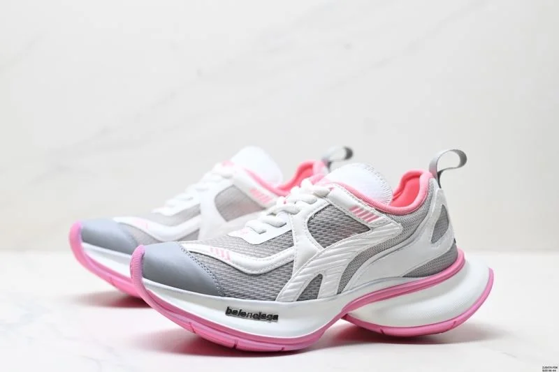 Effortless Balenciaga Track Shoes 3834