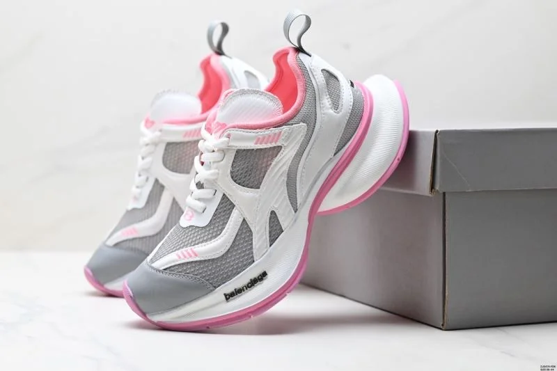 Effortless Balenciaga Track Shoes 3834