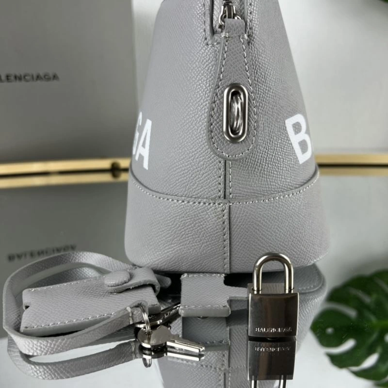 TimelessDesign Balenciaga Trend-Defying Mini Shell Bag - Limited Edition S 78321