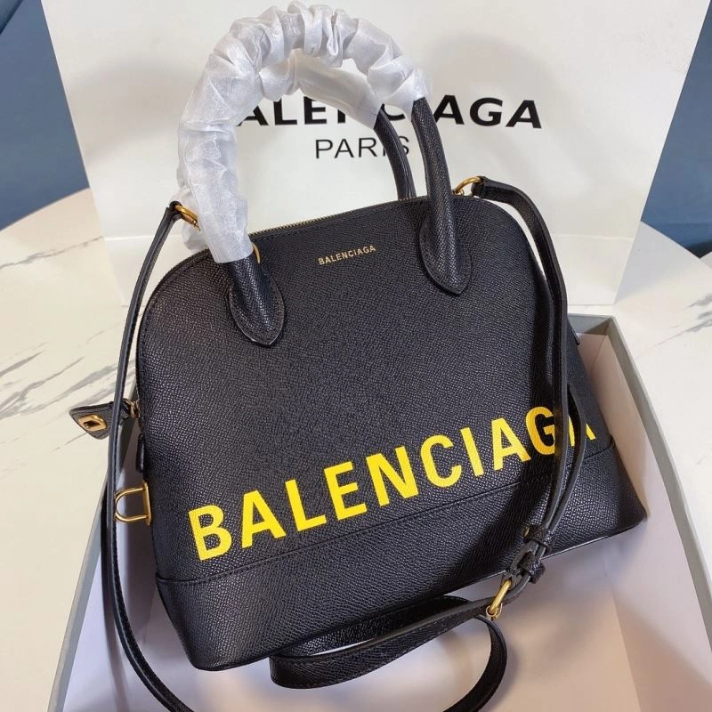 Balenciaga Trend-Defying Oversized Letter Shell Bag Lightweight 75224