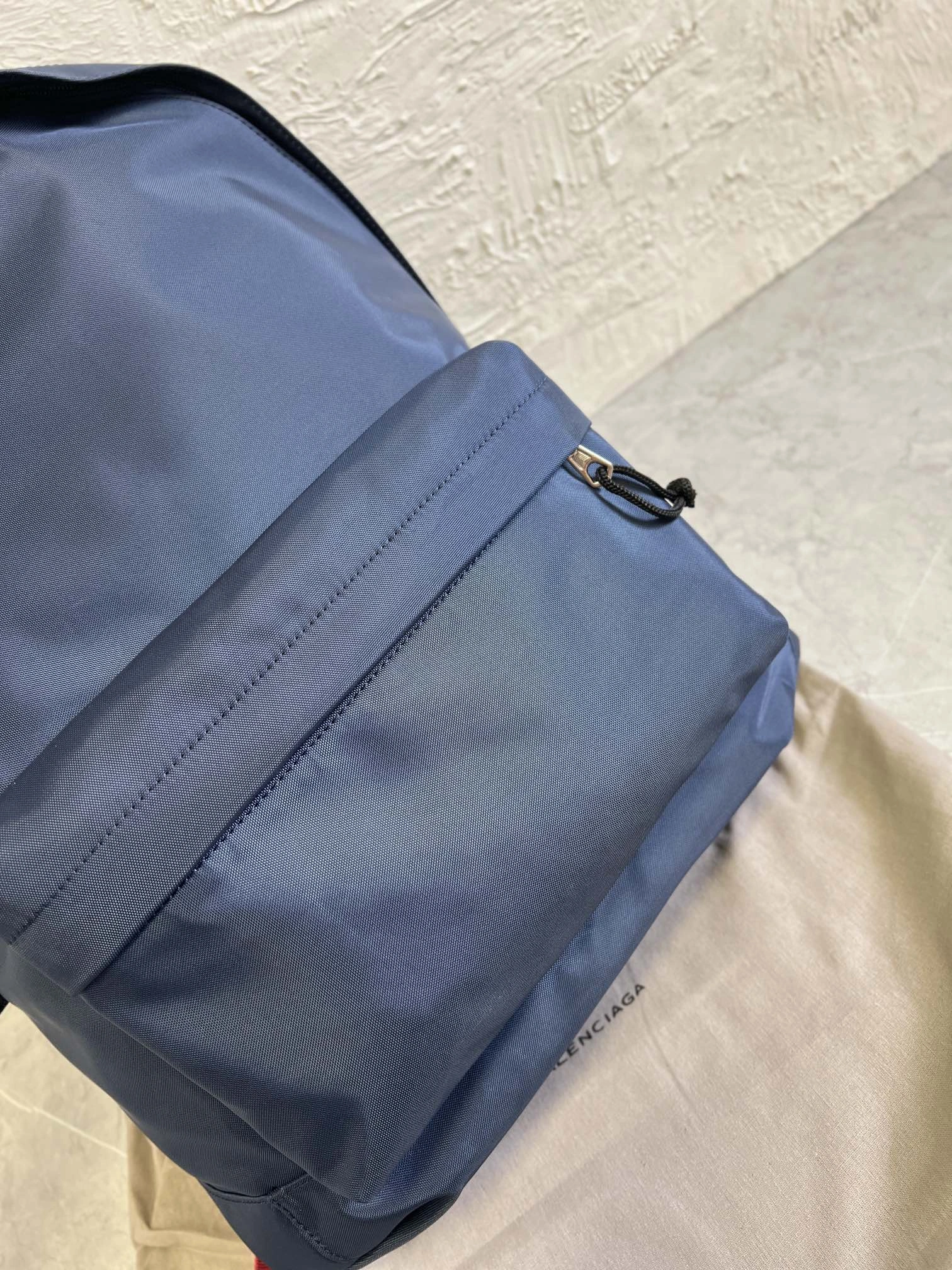 Balenciaga Trendsetter  Shoulder Backpack Bright 61055