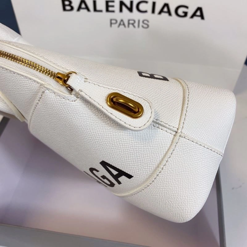 Vibrant Balenciaga Trendsetter Oversized Letter Shell Bag 75232