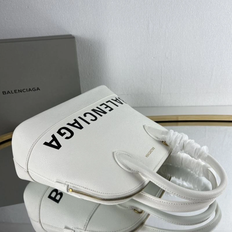 Balenciaga Trendsetter Oversized Shell Bag - Limited Edition S FashionForward 78293