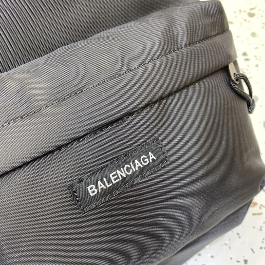 Balenciaga  Minimalist Backpack for Fashion-Forward Individuals Packable 64697