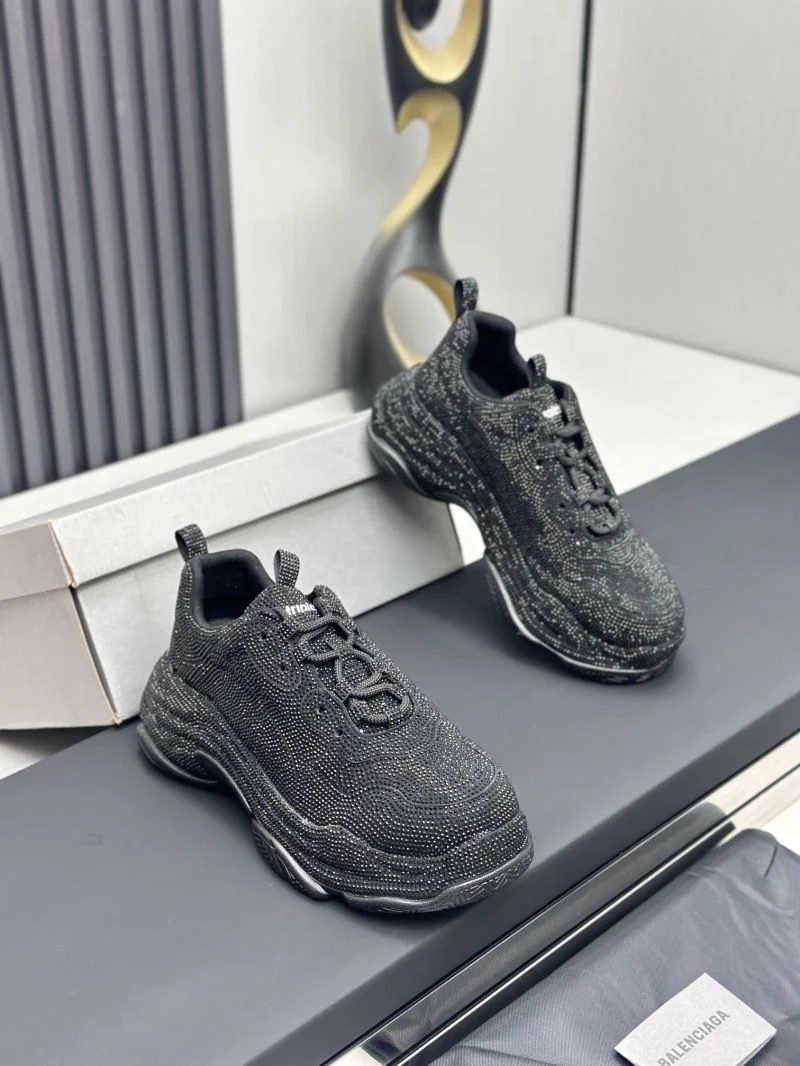 Balenciaga Triple S Series Shoes Youthful 16940