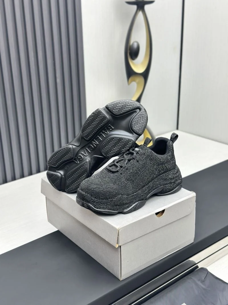Balenciaga Triple S Series Shoes Youthful 16940
