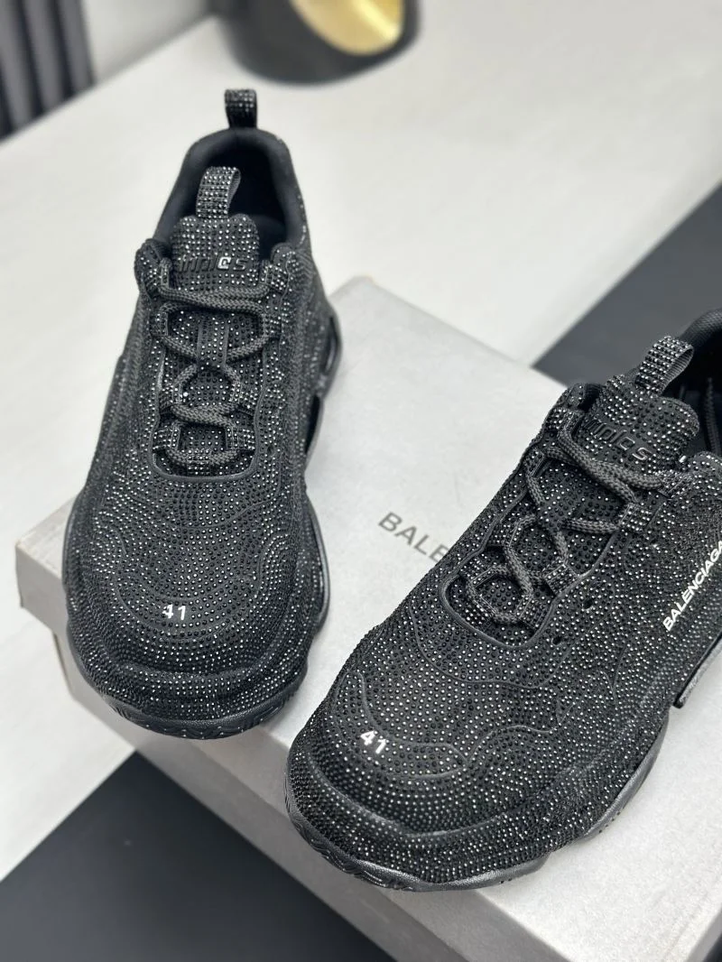 Balenciaga Triple S Series Shoes HighQuality 16933