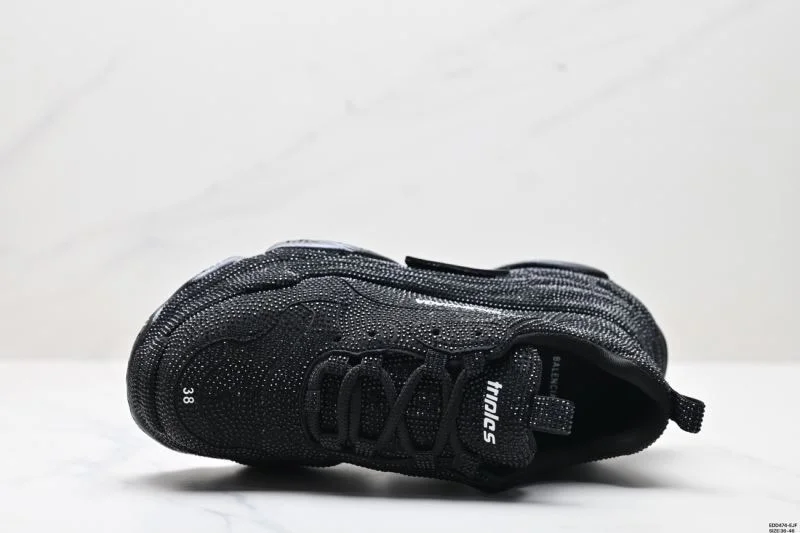 Timeless Balenciaga Triple S Series Shoes 3852