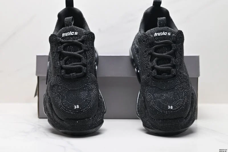 Timeless Balenciaga Triple S Series Shoes 3852