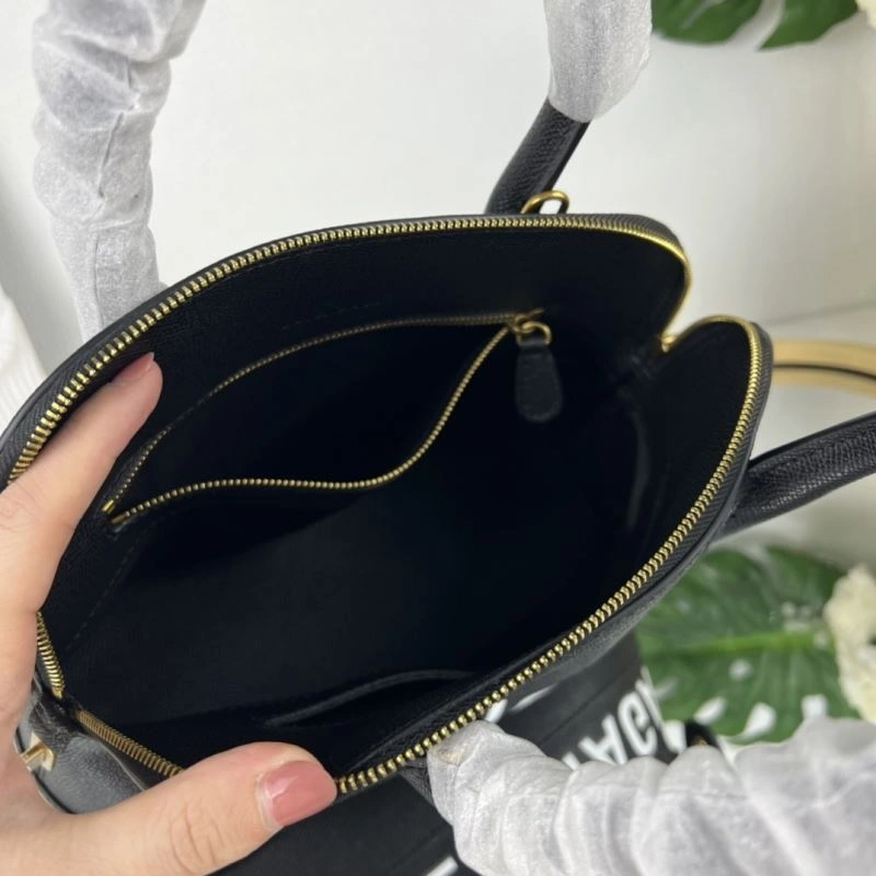 Cozy Balenciaga  Shell Bag - Autumn Winter Collection 78308