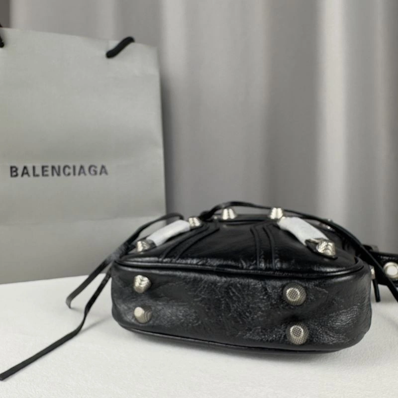 Balenciaga  Vertical Motorcycle Bag in Oil Wax Black Lightweight 70065