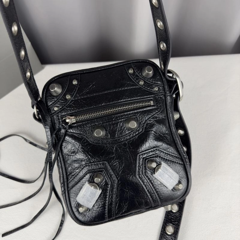 Balenciaga  Vertical Motorcycle Bag in Oil Wax Black Lightweight 70065