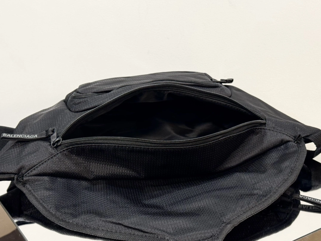 Balenciaga Unity Sport Icon Nylon Waist Bag with Adjustable Strap Comfortable 60862