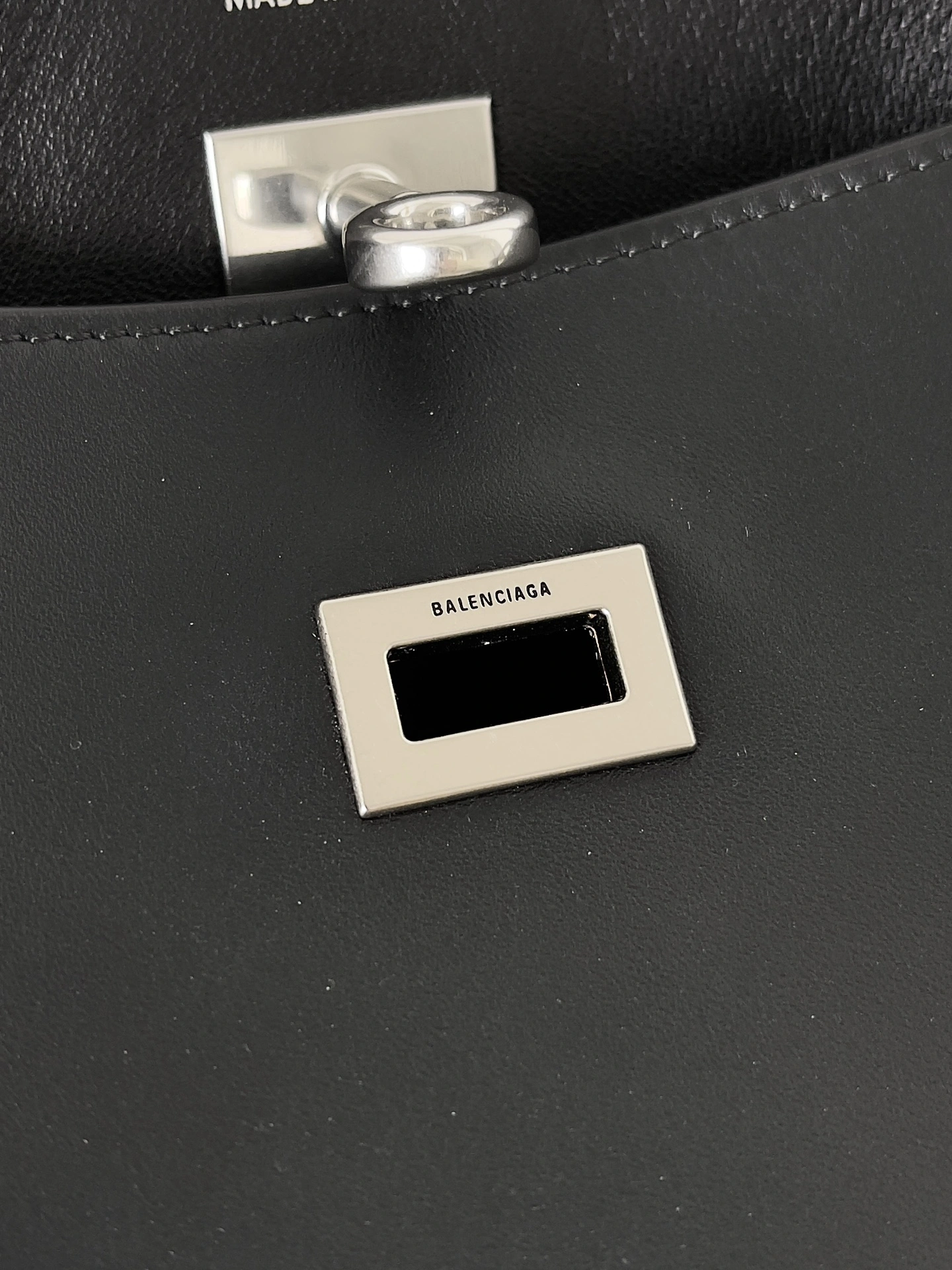 Sporty Balenciaga Urban Air Series Adjustable Shoulder Bag 60926