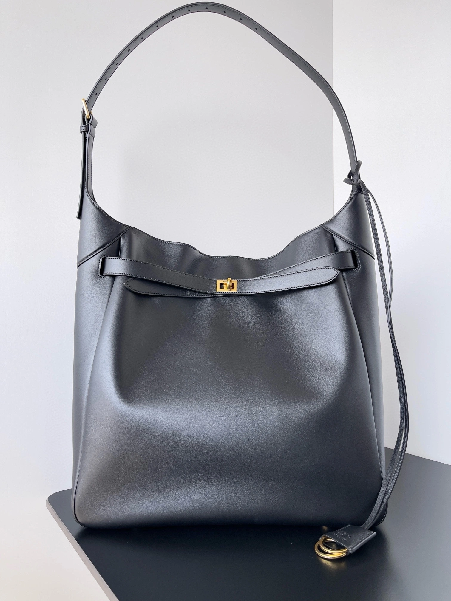 Balenciaga Urban  Adjustable Air Hobo Bag - Winter Affordable 60935