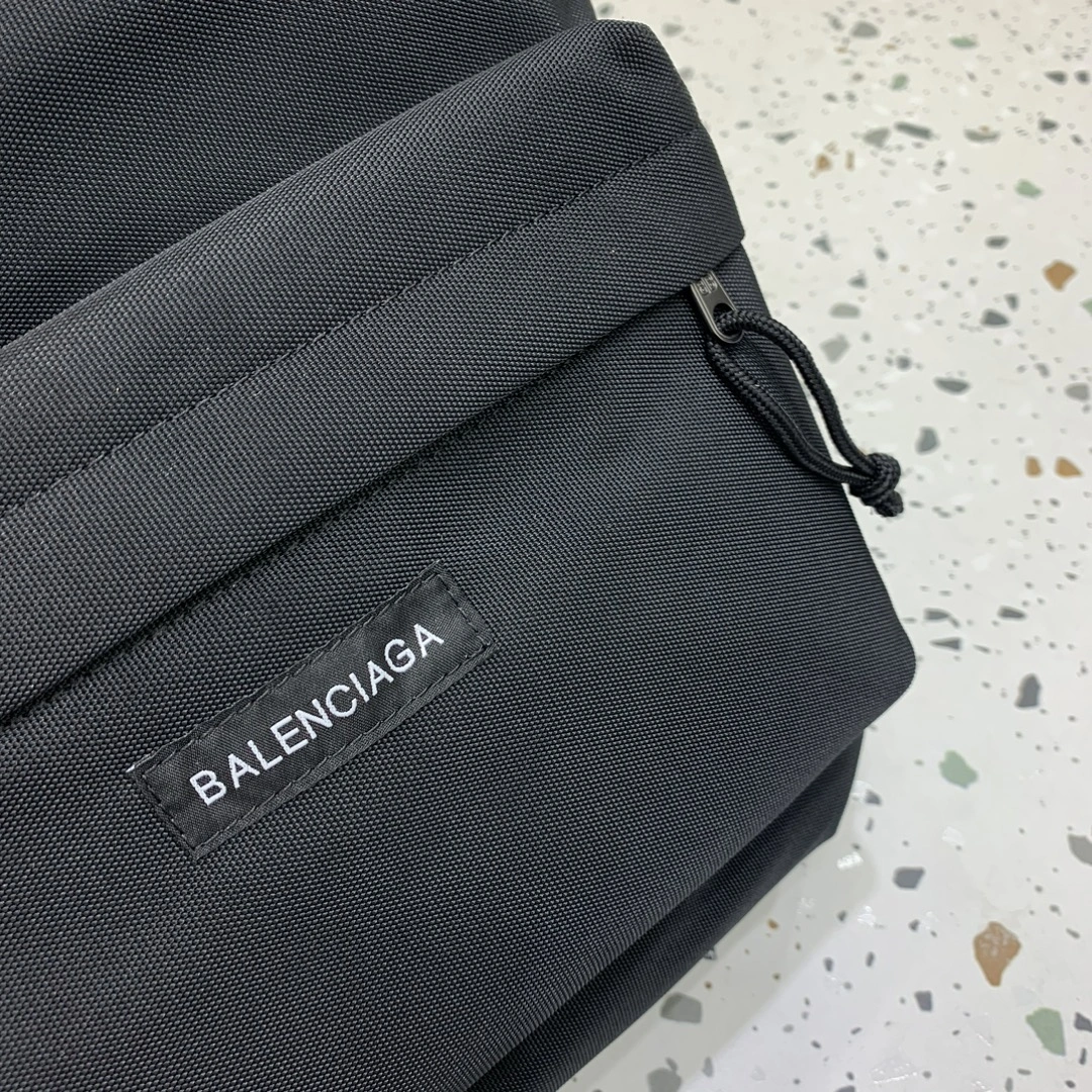 Balenciaga Urban Chic Large  Backpack for Fashion Enthusiasts ZeroBulk 64740