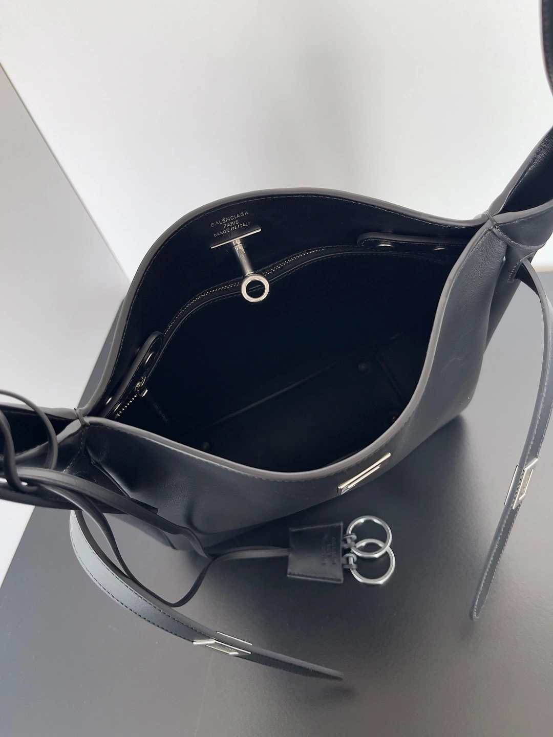 Sophisticated Balenciaga Urban Elegance Air Hobo Bag - Winter 2024 Collection 60968
