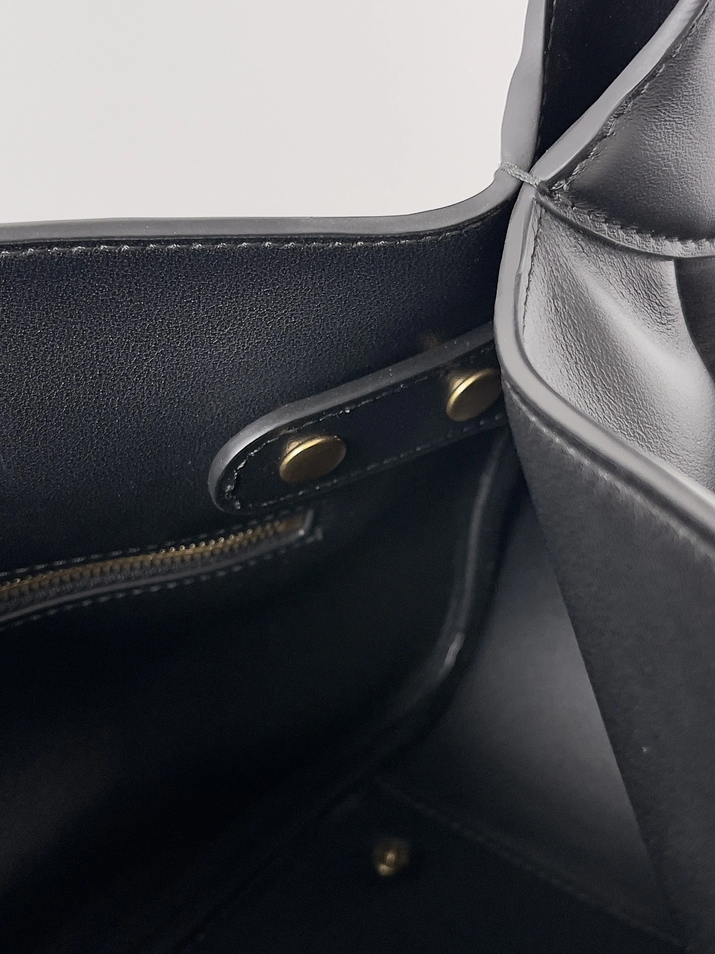 Balenciaga Urban Elegance Air Series Shoulder Bag BestValue 60875