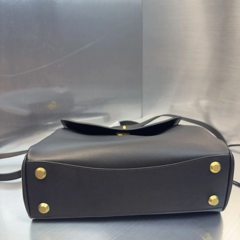 Balenciaga  Size Handbag Collection Casual 69973