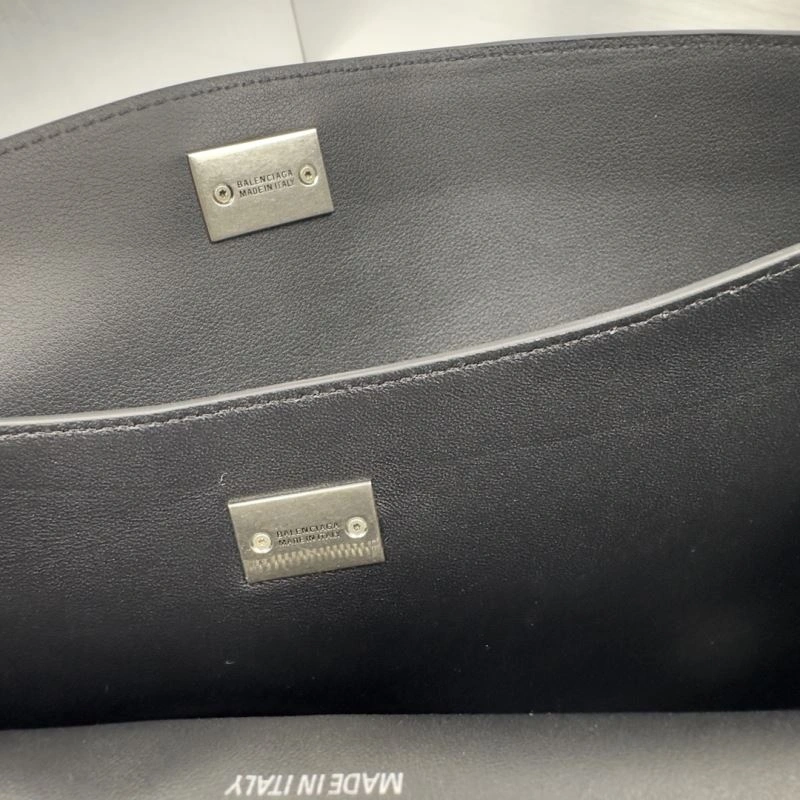 Sporty Balenciaga  Size Handbag Collection 69971