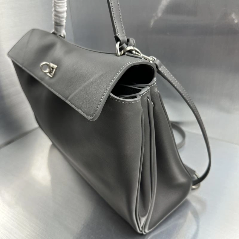 Balenciaga  Size Handbag Collection OnTrend 69963