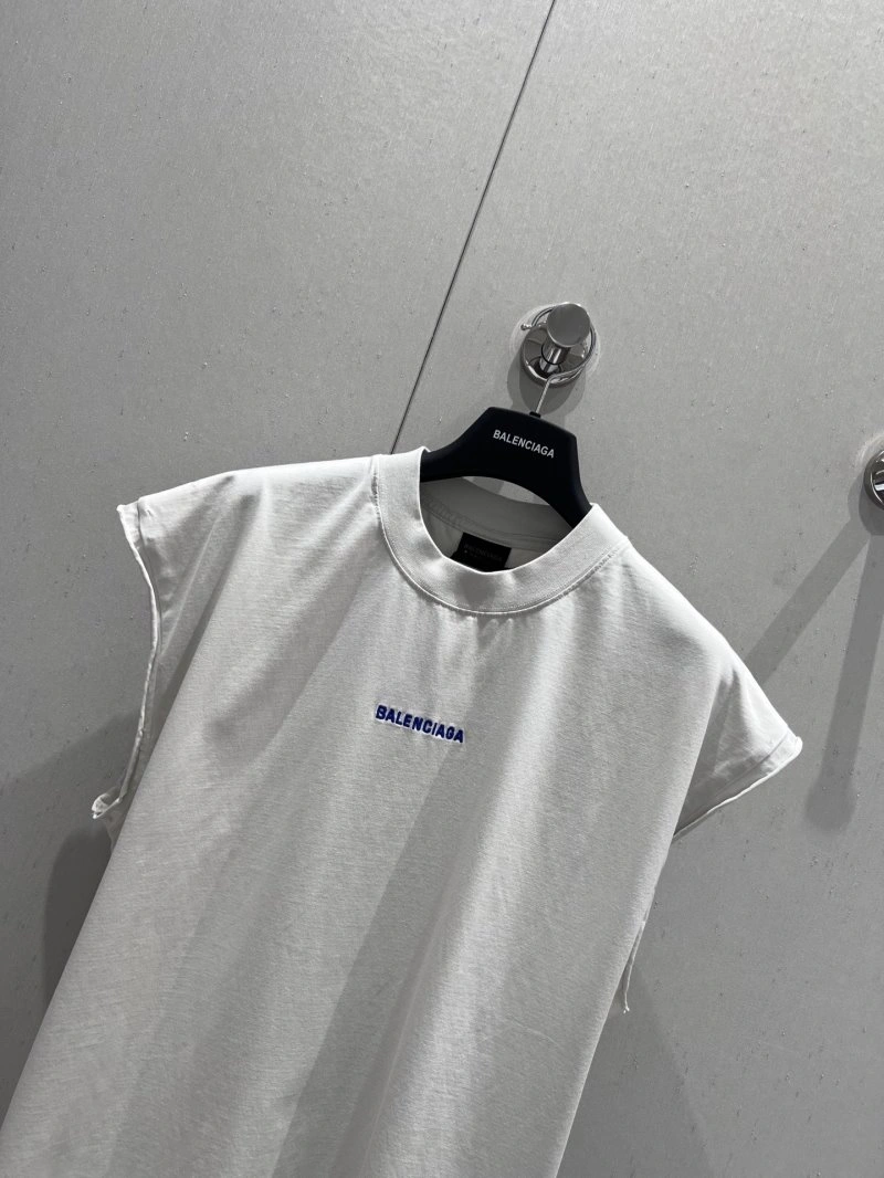 Bold Balenciaga Vest 96315