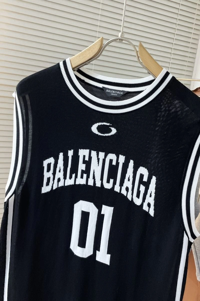Balenciaga Vest GoAnywhere 96862