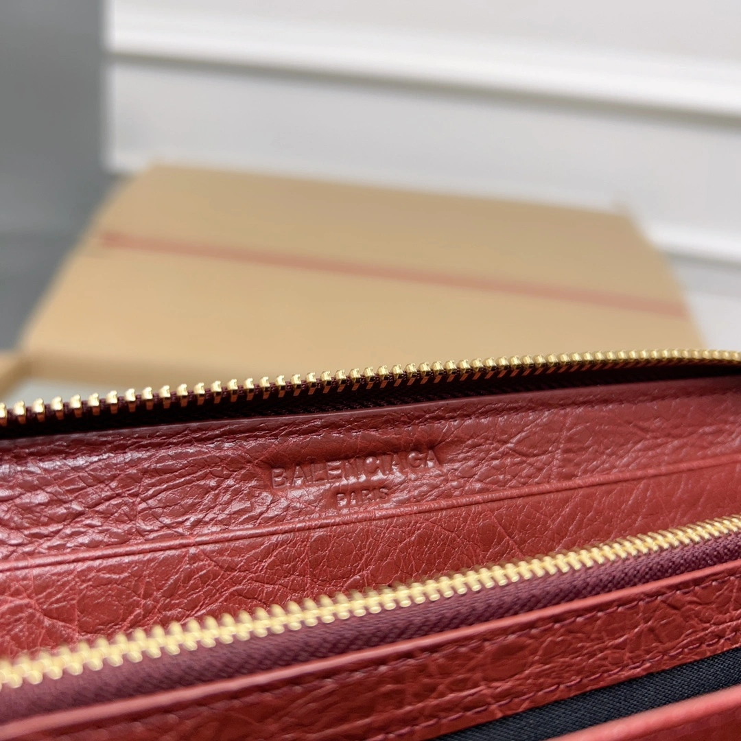 Balenciaga Vintage Burgundy Leather Motorcycle Wallet with Heart Zipper Thermal 64665