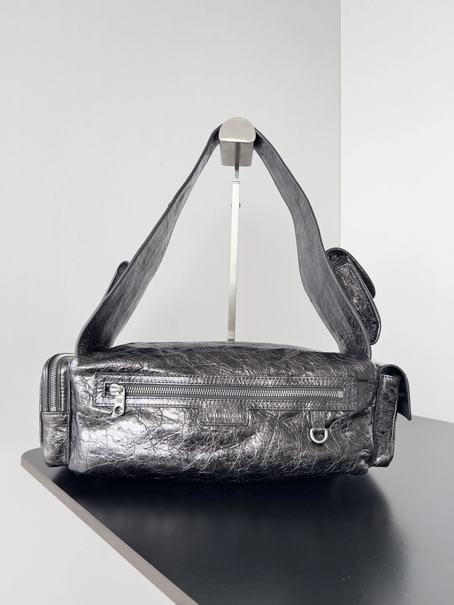 Fashionable Balenciaga Vintage Lambskin Multi-Pocket Punk Shoulder Tote Bag 64702