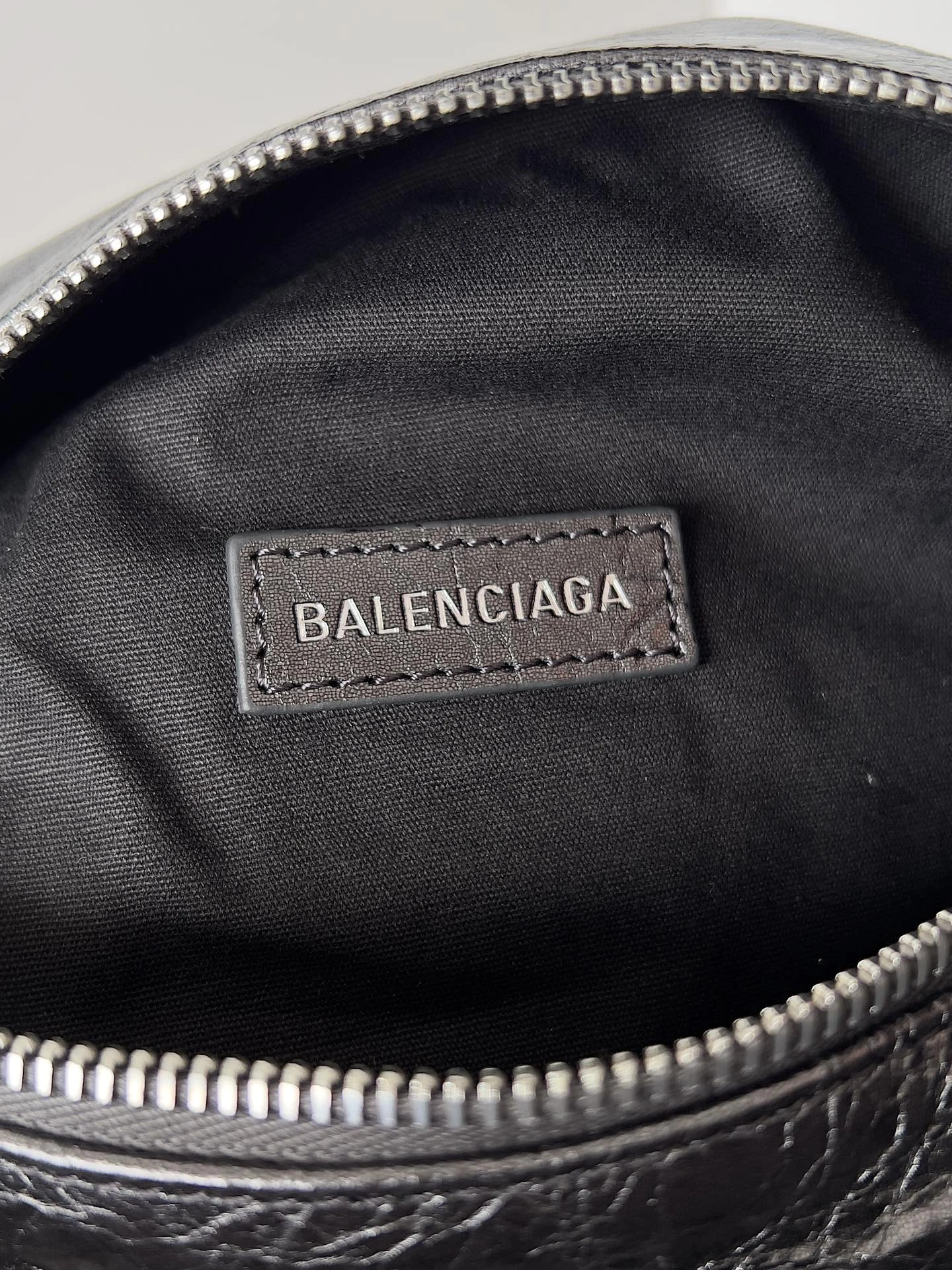 Fashionable Balenciaga Vintage Lambskin Multi-Pocket Punk Shoulder Tote Bag 64702