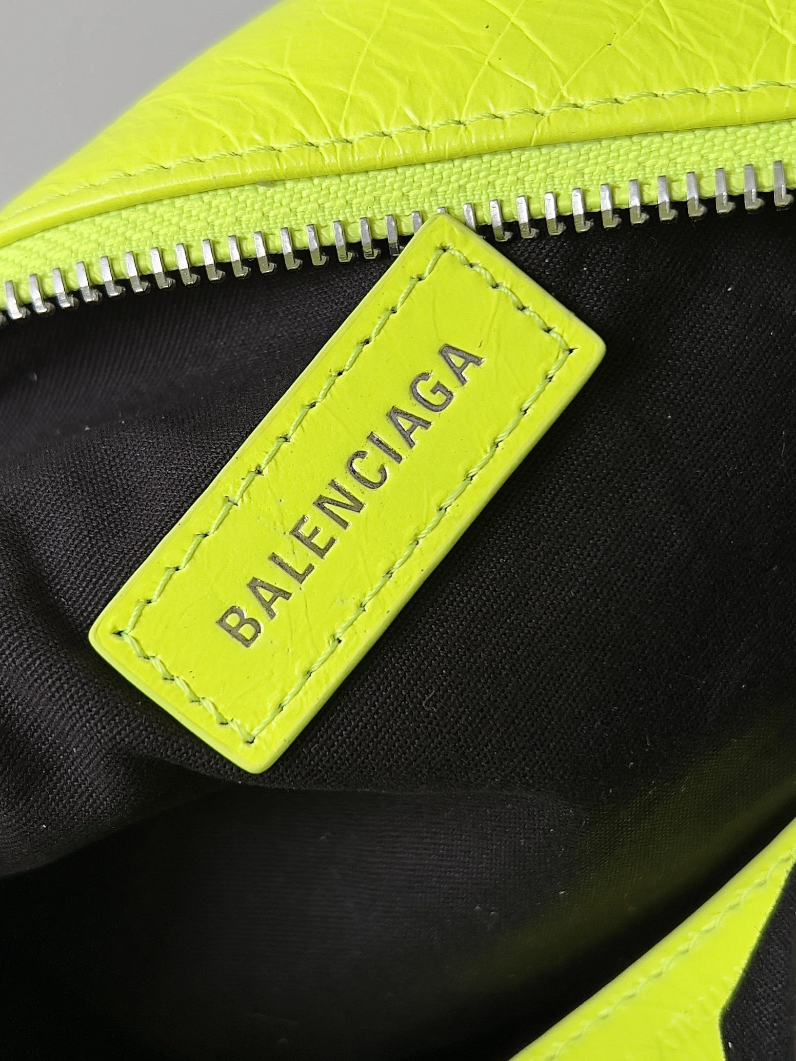 Balenciaga Vintage Lambskin Street Style Multi-Function Tote Bag StreetReady 64671