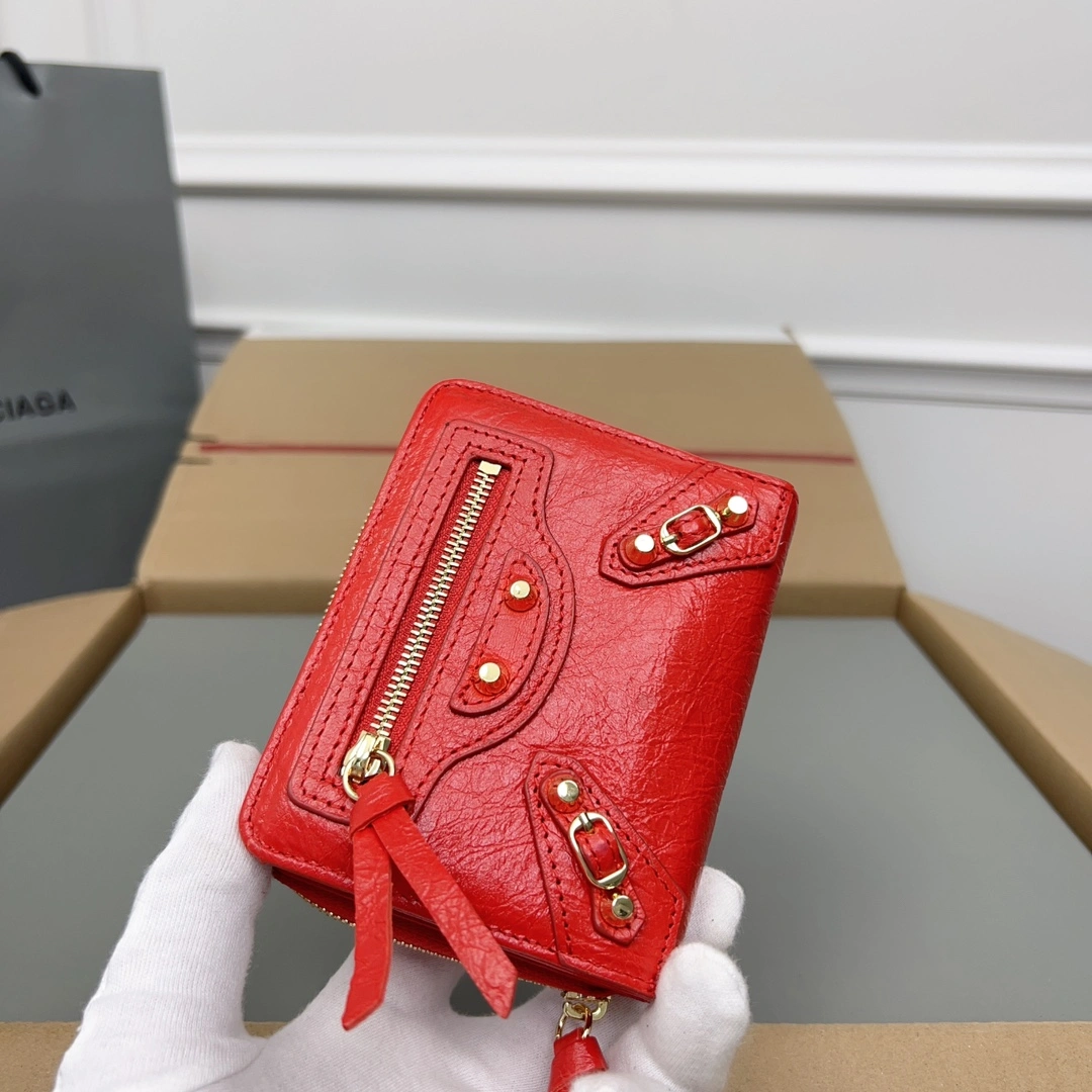 SoftTouch Balenciaga Vintage Red Cracked Leather Mini Wallet with Compartments 60853