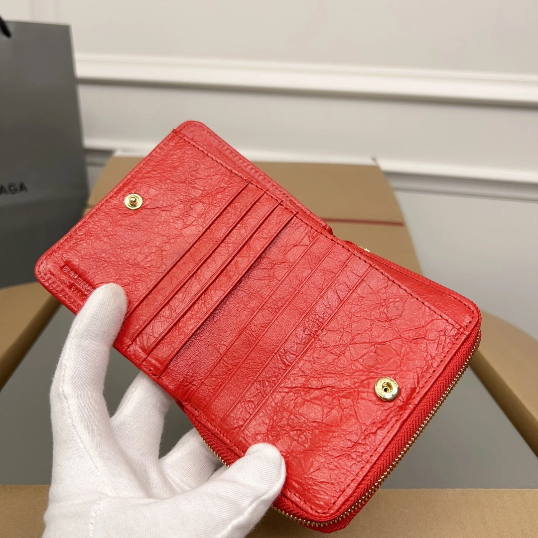 SoftTouch Balenciaga Vintage Red Cracked Leather Mini Wallet with Compartments 60853