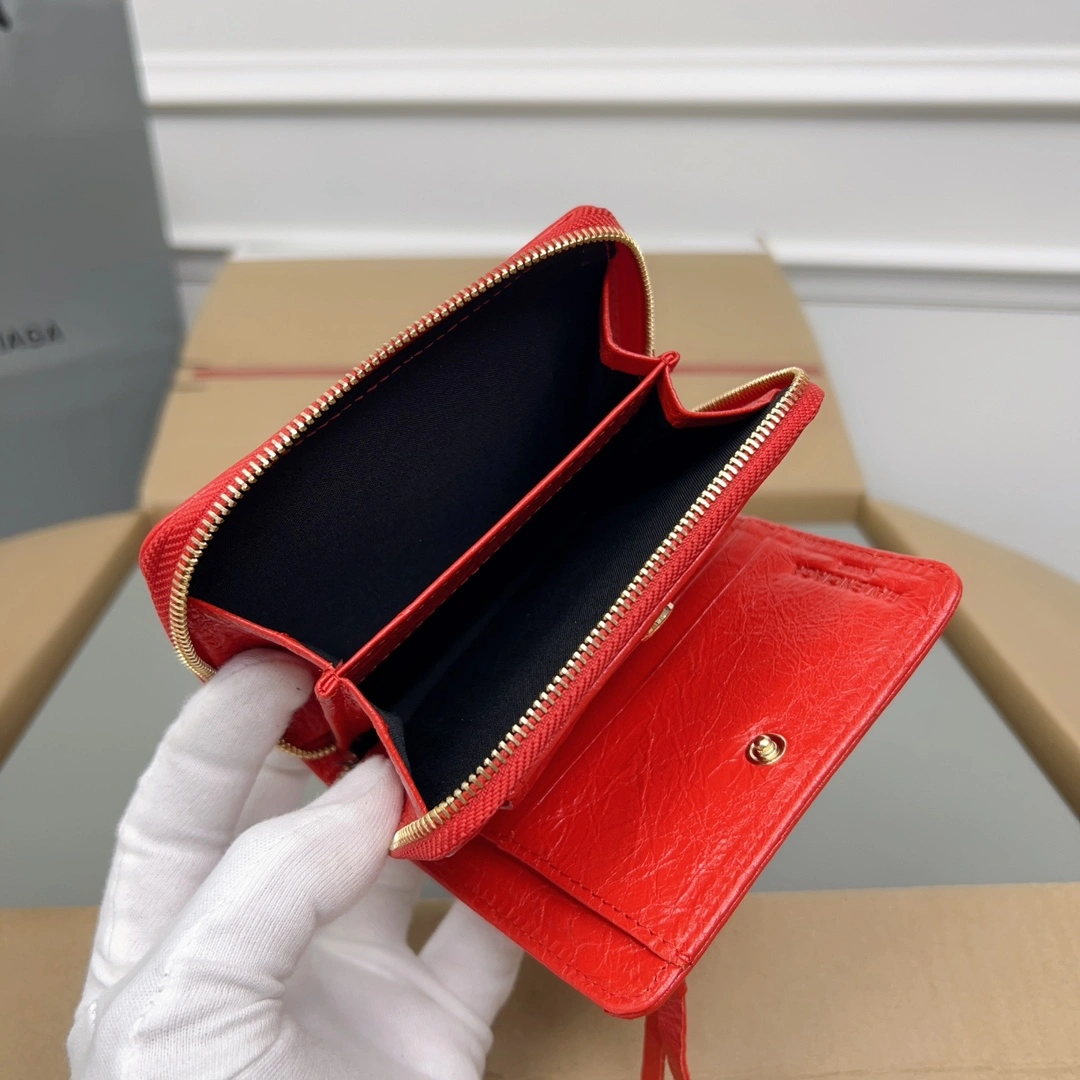 SoftTouch Balenciaga Vintage Red Cracked Leather Mini Wallet with Compartments 60853