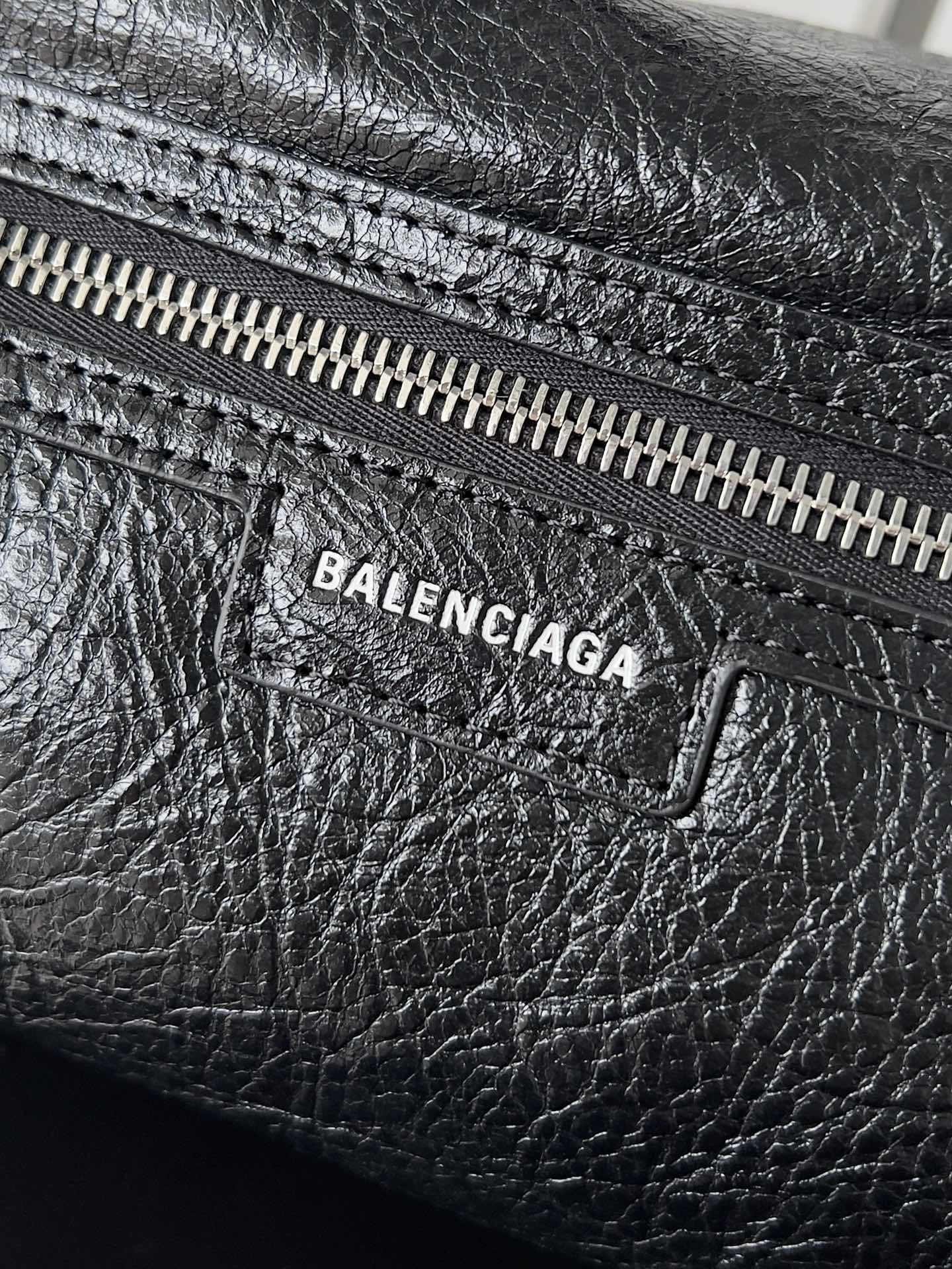 Balenciaga Vintage Workwear Sheepskin Punk Motorcycle Tote Bag Versatile 64664
