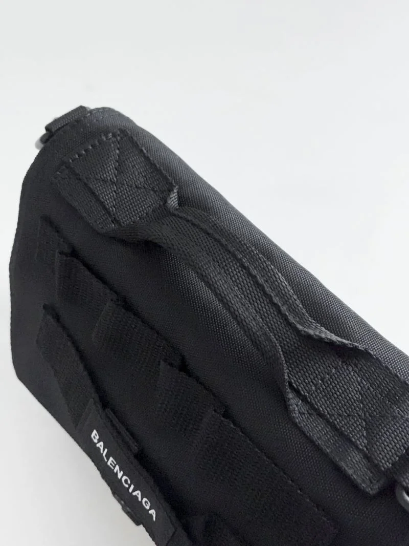 WrinkleFree Balenciaga Waterproof Nylon Army Black Messenger Bag 38241
