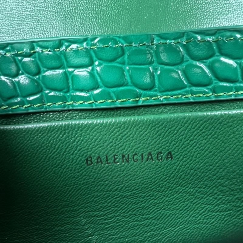 Balenciaga XX Crocodile Green Underarm Bag with Lambskin Lining Effortless 78334