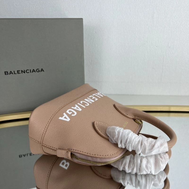 Balenciaga XXS Oversized Letter Shell Bag - Mini Fashion Statement TimelessDesign 78298
