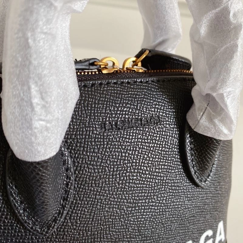 ModernLook Balenciaga XXS  Oversized Letter Shell Bag - Limited Edition 75230