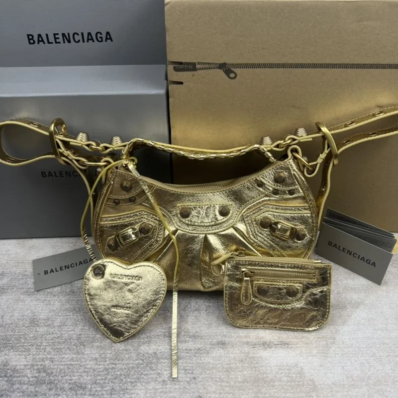 Popular Balenciaga Xiaojin Retro Motorcycle-Inspired Half Moon Dumpling Bag 38351