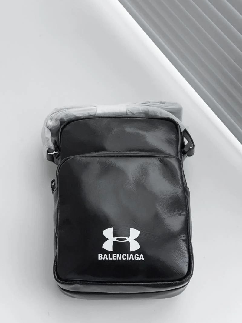Balenciaga x Under Armour Black Leather Crossbody Bag Chic 38225