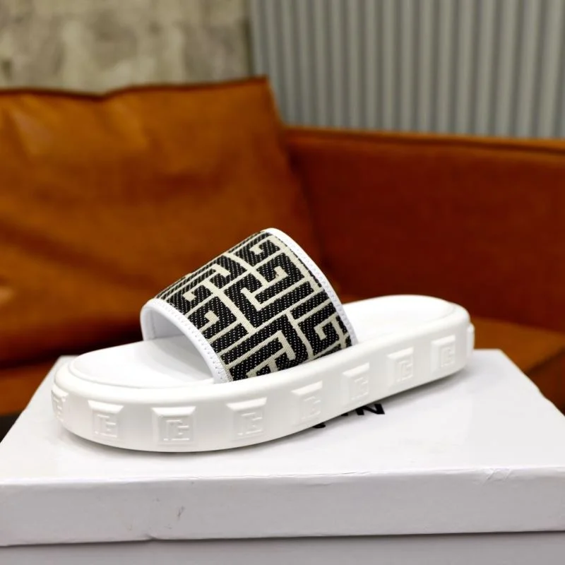Balmain Sandals Versatile 14992