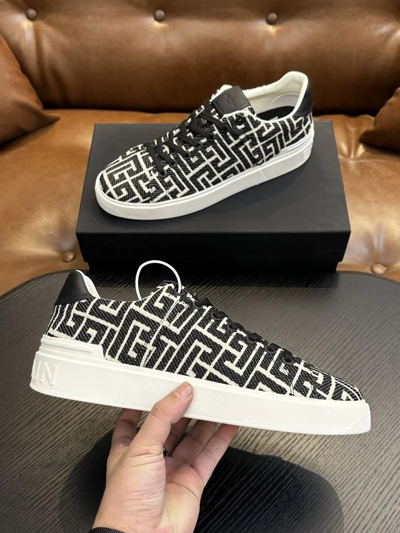 FlexibleFit Balmain Shoes 5300