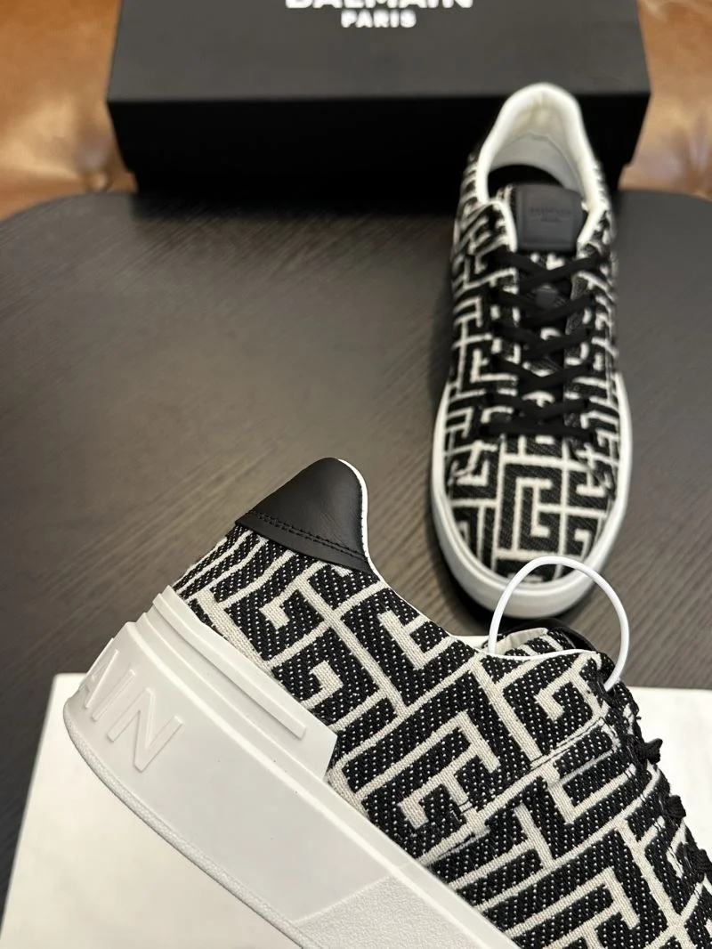 FlexibleFit Balmain Shoes 5300